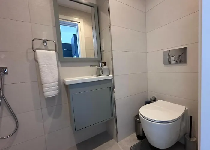 Appartamento Sunny Seaside Retreat - Apartment, Bahceli *