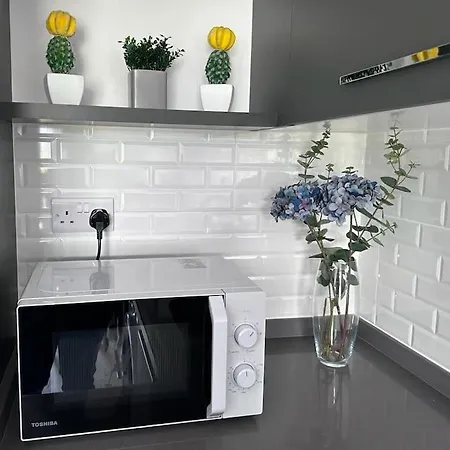 Dejablue Eco Wellness Centre - Sunny Seaside Retreat - Apartment, Bahceli * 凯里尼亚
