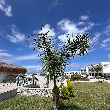 Dejablue Eco Wellness Centre - Sunny Seaside Retreat - Apartment, Bahceli Кирения