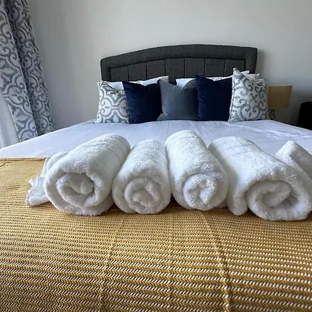 Dejablue Eco Wellness Centre - Sunny Seaside Retreat - Apartment, Bahceli