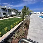 Dejablue Eco Wellness Centre - Sunny Seaside Retreat - Apartment, Bahceli Apartment Kyrenia (Northern Cyprus)