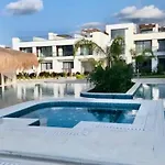 Dejablue Eco Wellness Centre - Sunny Seaside Retreat - Apartment, Bahceli Apartment *