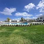 Apartment Dejablue Eco Wellness Centre - Sunny Seaside Retreat - Apartment, Bahceli