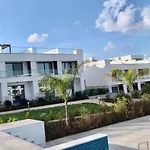 Apartment Dejablue Eco Wellness Centre - Sunny Seaside Retreat - Apartment, Bahceli *